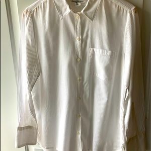 H&M NWOT CRISP WHITE PINSTRIPE BLOUSE
